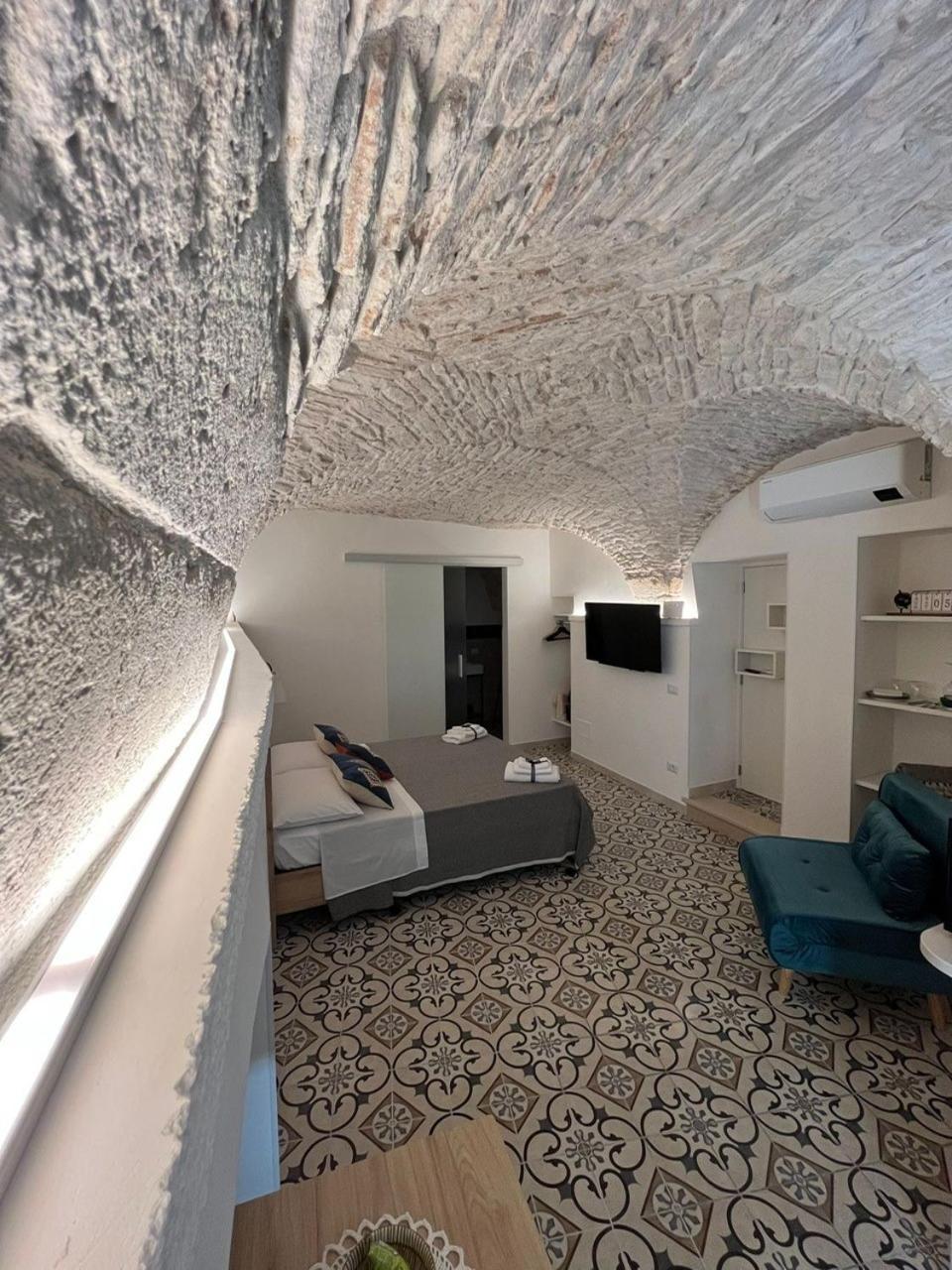 Le Marangi Getaway Suite Martina Franca Bagian luar foto
